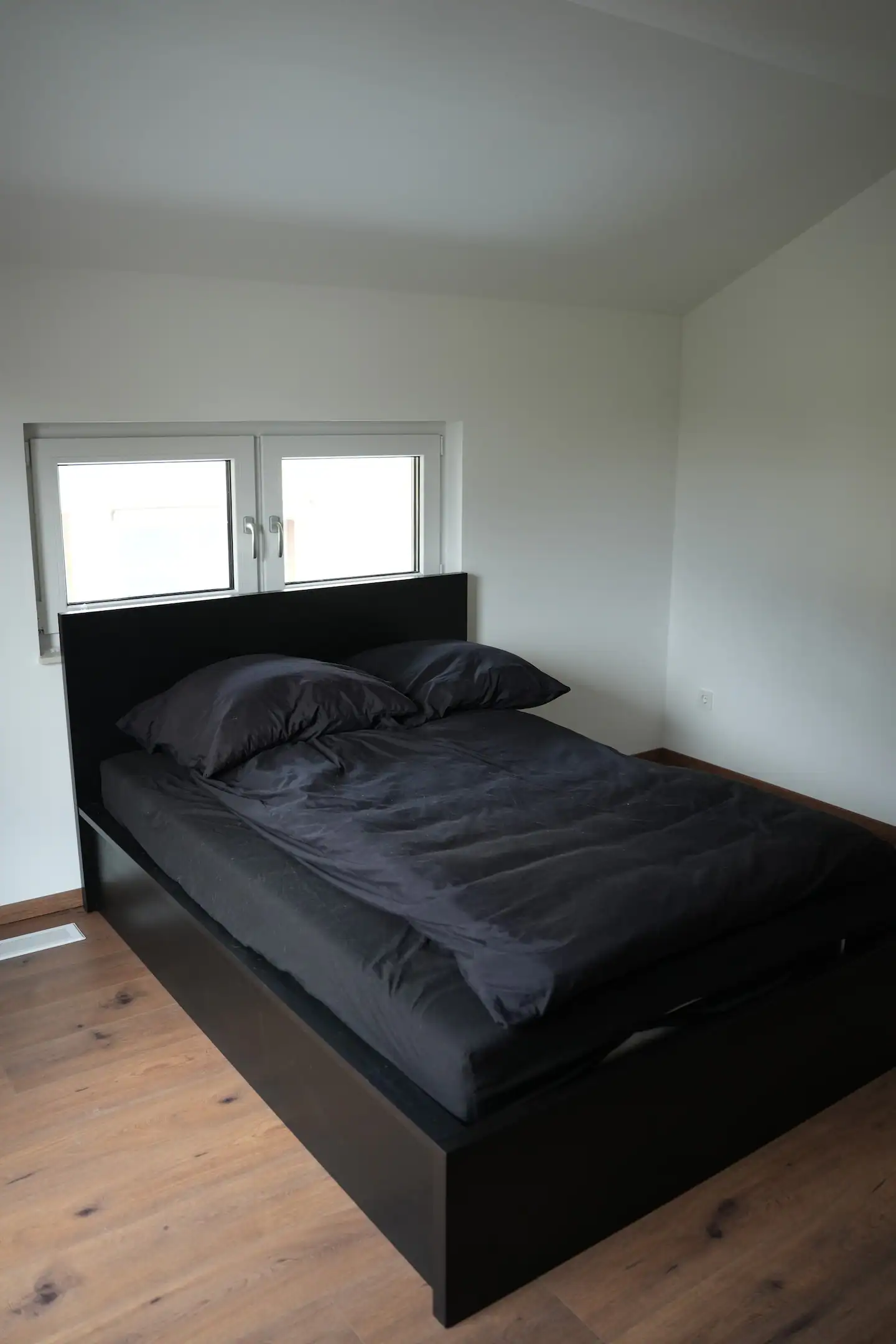 5529fdfd-e429-49fe-be62-7d2575767602