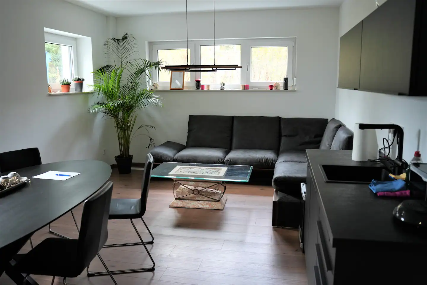 849325fe-f2b9-4fe1-a1bb-c324c548455e